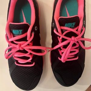 Nike Lunarlon Hot Pink and Black sneakers.
